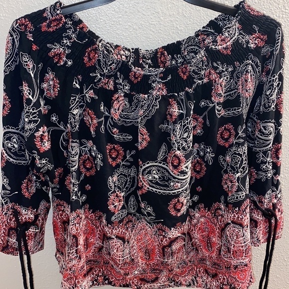 ZARA Boho Flowy Off the Shoulder Paisley Embroidered Blouse Top w/Wrist Ties XS - Picture 2 of 9